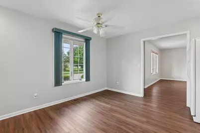384 Bishop Drive, London, OH 43140 - Photo 13