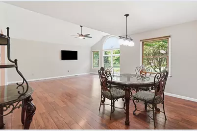 10619 Frederick Pike, Vandalia, OH 45377 - Photo 15