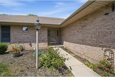 10619 Frederick Pike, Vandalia, OH 45377 - Photo 5