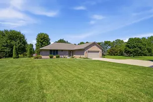 10619 Frederick Pike, Vandalia, OH 45377 - Photo 3