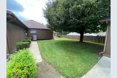 310 Woodview Drive, Bellefontaine, OH 43311 - Photo 21
