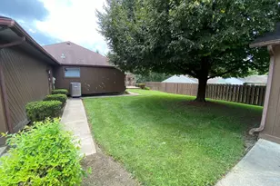 310 Woodview Dr, Bellefontaine, OH 43311 - Photo 21
