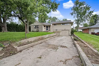 306 E Meeker Avenue, Greenville, OH 45331 - Photo 3