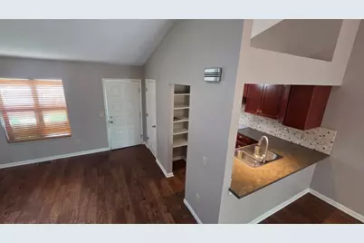1228 Lincoln Avenue, Wapakoneta, OH 45895 - Photo 5