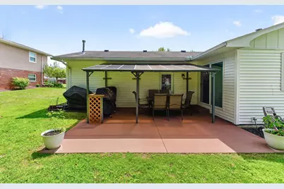 803 Ridgeview Drive, Bellefontaine, OH 43311 - Photo 7