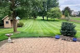 2550 Meadowpoint Dr, Troy, OH 45373 - Photo 5
