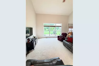 2550 Meadowpoint Drive, Troy, OH 45373 - Photo 15