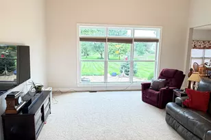 2550 Meadowpoint Dr, Troy, OH 45373 - Photo 15