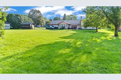 2425 Greenlawn Drive, Troy, OH 45373 - Photo 7
