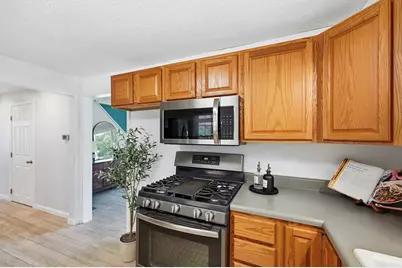 1652 Ridgeway Drive, Springfield, OH 45506 - Photo 9