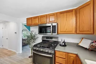 1652 Ridgeway Dr, Springfield, OH 45506 - Photo 9