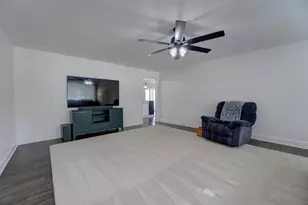 1381 Oaktree Dr, Greenville, OH 45331 - Photo 15