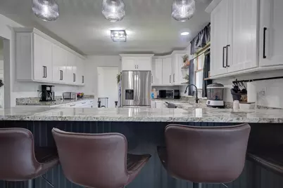 1381 Oaktree Drive, Greenville, OH 45331 - Photo 11