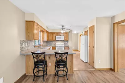 1309 Mohican Trail, Wapakoneta, OH 45895 - Photo 9
