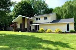555 Briarwood Ct, Troy, OH 45373 - Photo 1