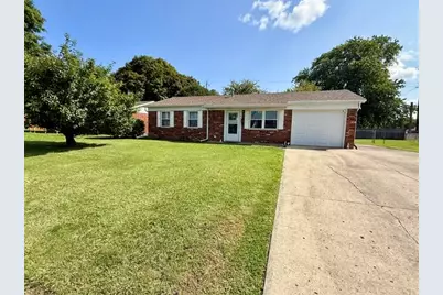 603 S Sunset Drive, Piqua, OH 45356 - Photo 1