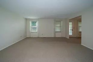 5829 Waynegate Rd, Huber Heights, OH 45424 - Photo 5