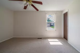5829 Waynegate Rd, Huber Heights, OH 45424 - Photo 15