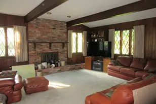 827 Hickory Ln, Troy, OH 45373 - Photo 5
