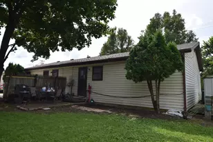 323 Railroad St, Urbana, OH 43078 - Photo 3
