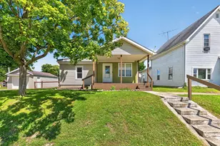 110 N Walker St, De Graff, OH 43318 - Photo 1