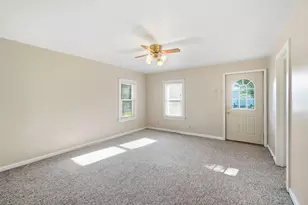 807 Court St, Wapakoneta, OH 45895 - Photo 5