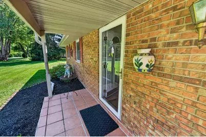 201 Brookside Drive, New Carlisle, OH 45344 - Photo 7