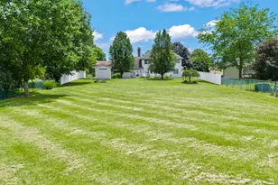 1084 Kingsgate Rd, Springfield, OH 45503 - Photo 9