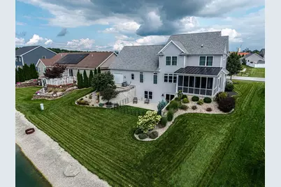 354 Miami Erie Circle, Saint Marys, OH 45885 - Photo 3