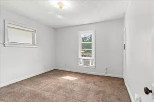 504 N Detroit St, Bellefontaine, OH 43311 - Photo 23