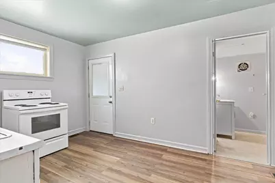 504 N Detroit Street, Bellefontaine, OH 43311 - Photo 15