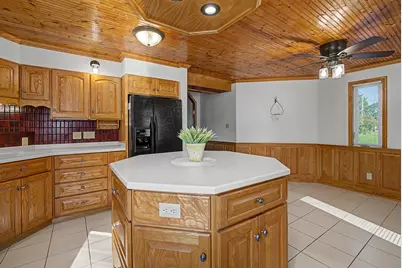 640 W Main Street, Tipp City, OH 45371 - Photo 17