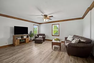 640 W Main St, Tipp City, OH 45371 - Photo 5