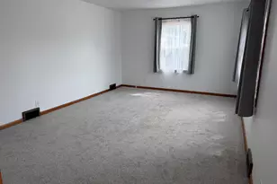 922 Chestnut St, Celina, OH 45822 - Photo 5