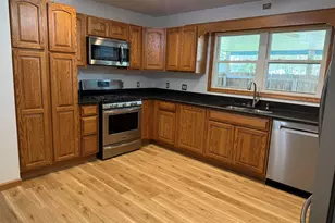 922 Chestnut St, Celina, OH 45822 - Photo 3
