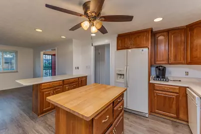 705 Kirkwood Drive, Vandalia, OH 45377 - Photo 9