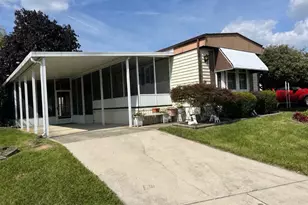 48 Beech Dr, Springfield, OH 45502 - Photo 1