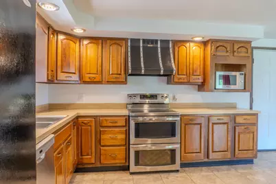 2802 Seymour Lane, Springfield, OH 45503 - Photo 9