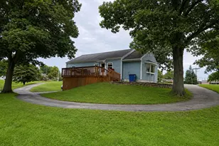 855 N Spruce St, Saint Marys, OH 45885 - Photo 5