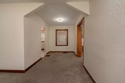 210 N Maple Avenue, Fairborn, OH 45324 - Photo 3