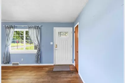 260 W 2nd Street, Springfield, OH 45504 - Photo 9