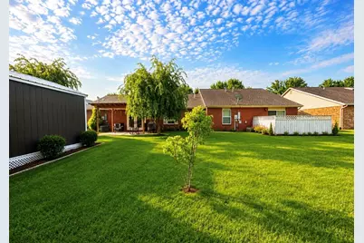 1135 Kensington Lane, Celina, OH 45822 - Photo 3