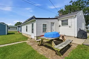 303 Washington St, Wapakoneta, OH 45895 - Photo 37