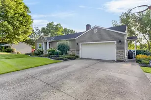 525 Bon Air Dr, Sidney, OH 45365 - Photo 3