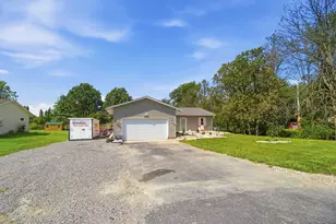 2540 Hall Dr, Lima, OH 45806 - Photo 3