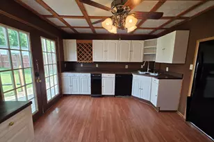 362 W Carrol St, Kenton, OH 43326 - Photo 5