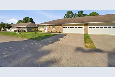4885 E Brannan Drive #4885, Springfield, OH 45502 - Photo 3