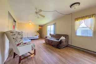 246 N Orchard Island Rd, Russells Point, OH 43348 - Photo 9