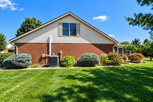 1922 Cattail Point, Springfield, OH 45502 - Photo 33