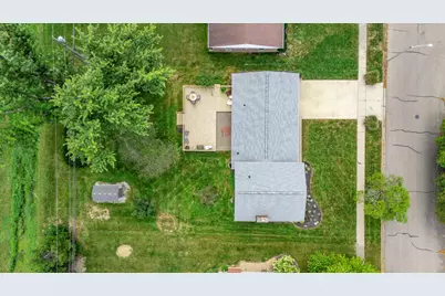 1131 Cloverdale Drive, Troy, OH 45373 - Photo 7